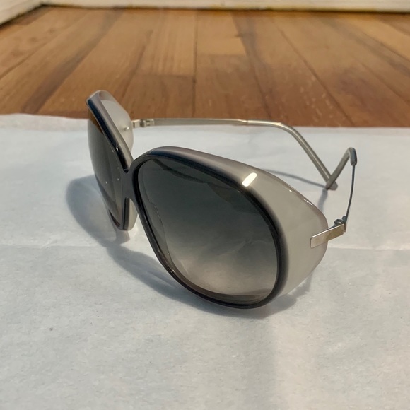 NWOT Marni  sunglasses. - Picture 2 of 7
